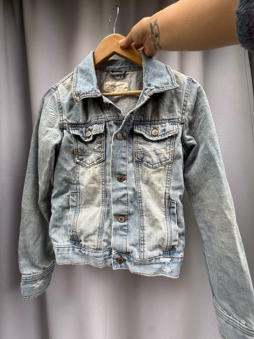 Y2K Aeropostale Distressed Light Wash Denim Jean Jacket